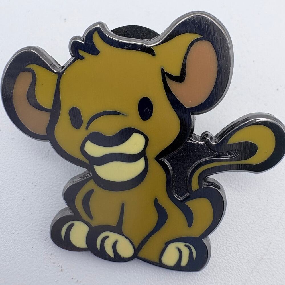 Disney Young Simba “Cuties” Collectors Pin 2016